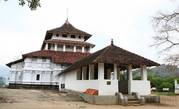 The Three Temple Loop – Gampola - Kandy -  Sri Lanka In Style