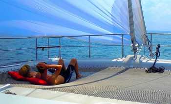 Sailing and snorkeling on a catamaran – Passikudah and Trincomalee - Experience - Sri Lanka In Style