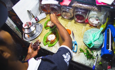 Colombo’s street-eats - Maniumpathy - Sri Lanka In Style