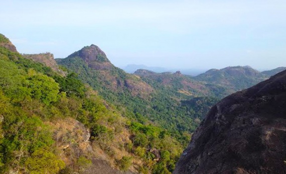 Gal Oya experience: climb monkey mountain - Gal Oya -  Sri Lanka In Style