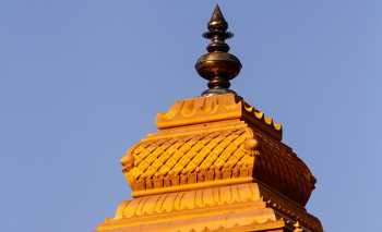 A visit to Nallur Kovil - Experience - Sri Lanka In Style